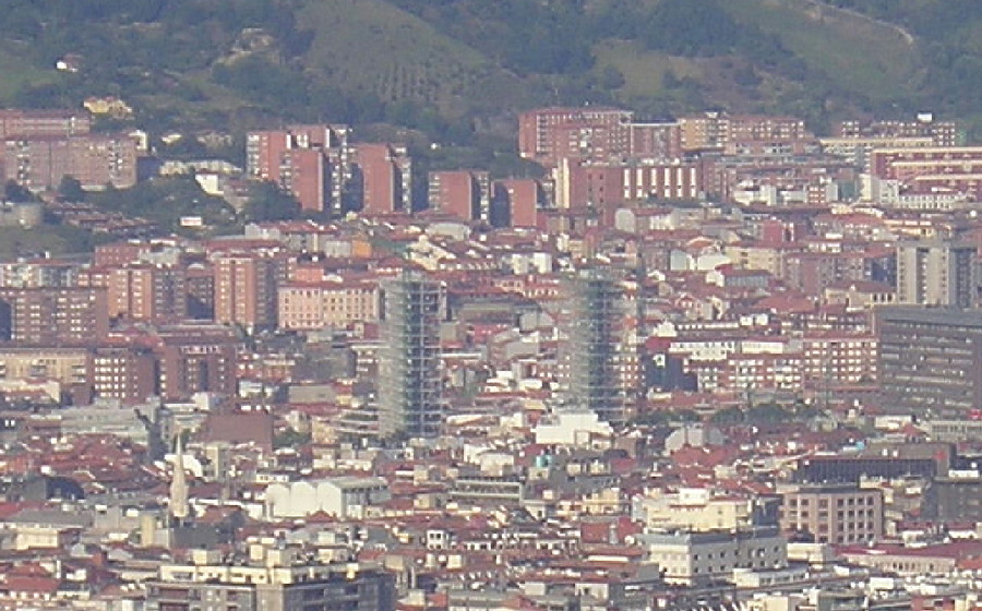 Isozaki Atea I by Mikel Allende