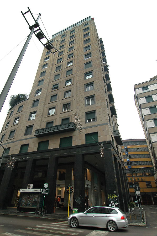 Palazzo Matteotti by David Guija