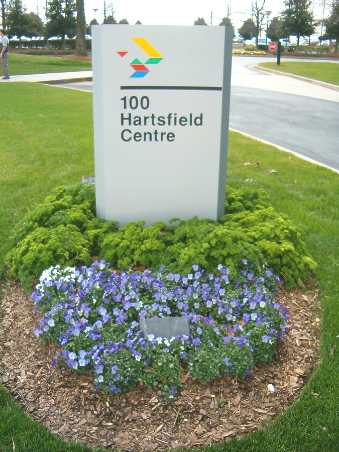 100 Hartsfield Centre by Rodney Gunn