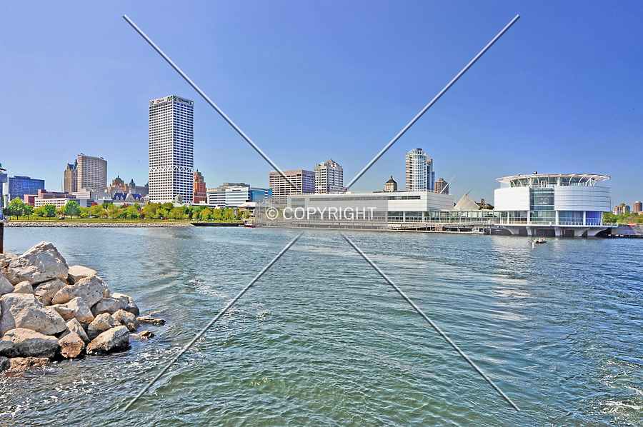US Bank Center by Jorge Molina