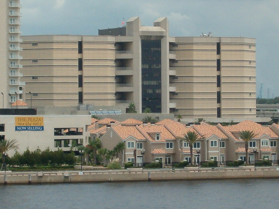 John E. Goode Pretrial Detention Facility by Rodney Gunn