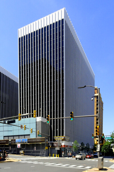 480-038-813