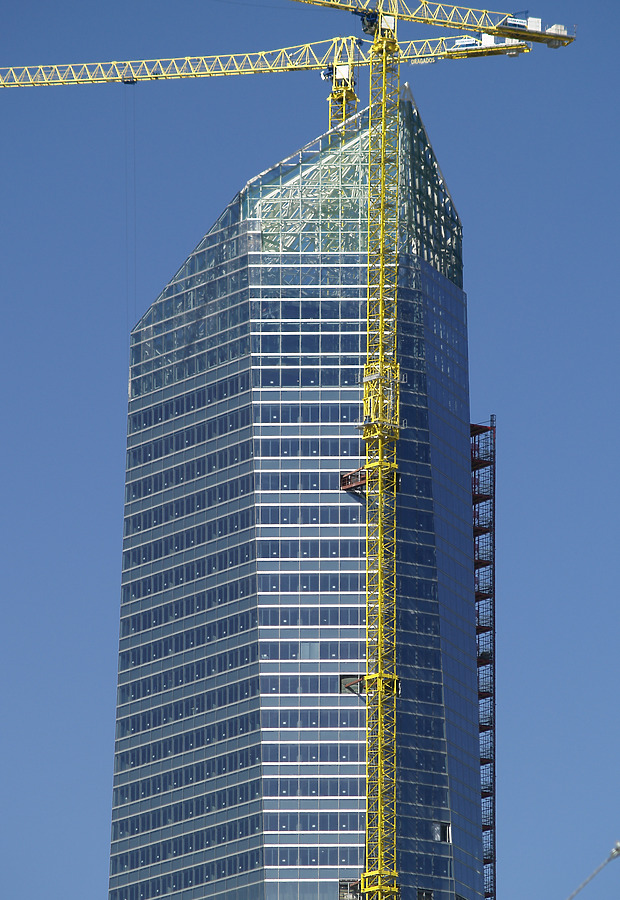 Torre de Cristal by Cesar Serrano