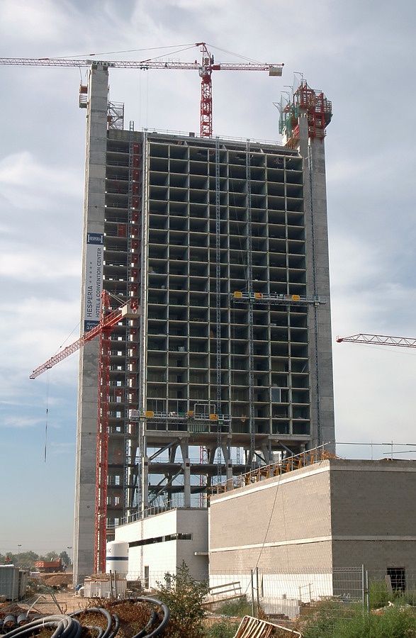 Hesperia Tower by David Guija