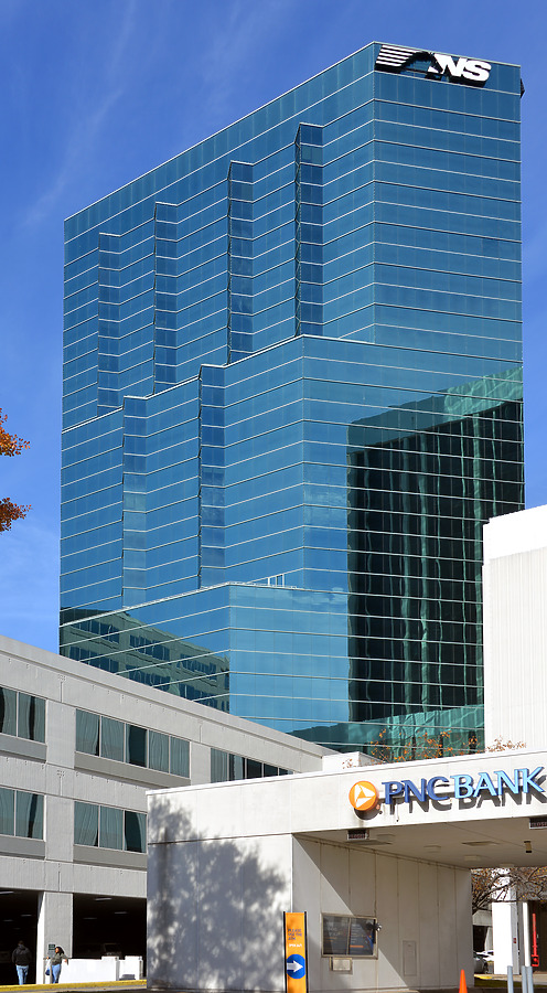 Arnold B. McKinnon Building by John W. Cahill