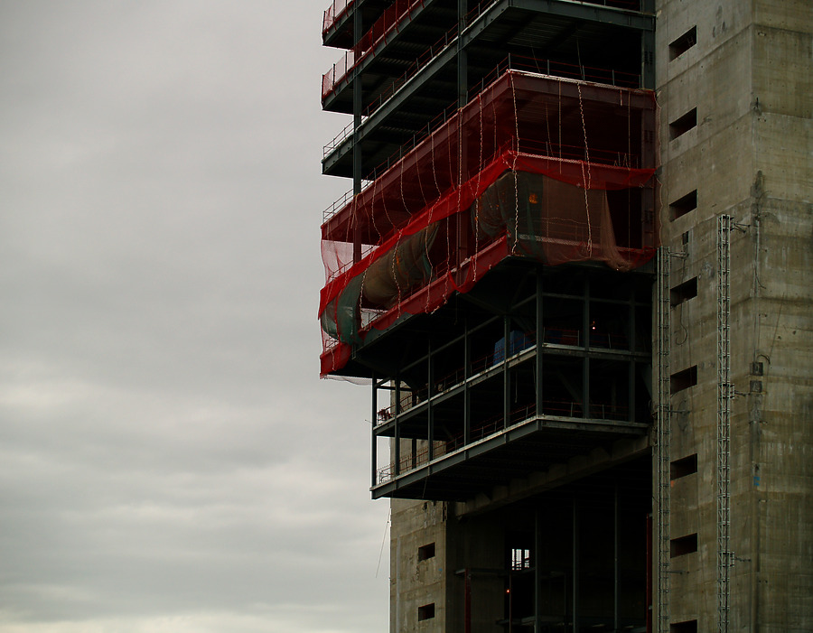 Torre Caja Madrid by Cesar Serrano