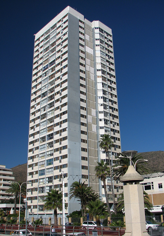 Pavilion Place by Kjetil Balog
