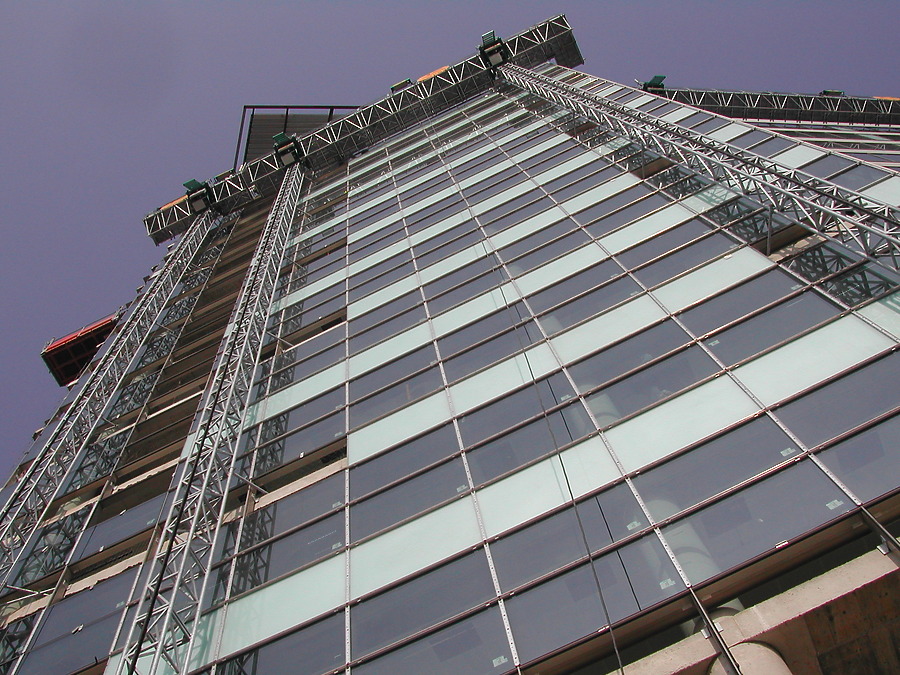 Torre Diagonal Mar by David Guija