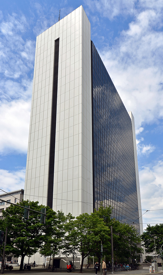 Internationales Handelszentrum Berlin by John W. Cahill