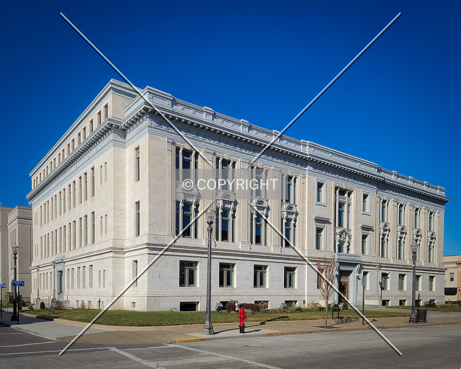 Madison County Courthouse by Ryan Hildebrand