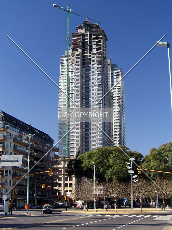 Torre del Boulevard by Maximiliano Buono