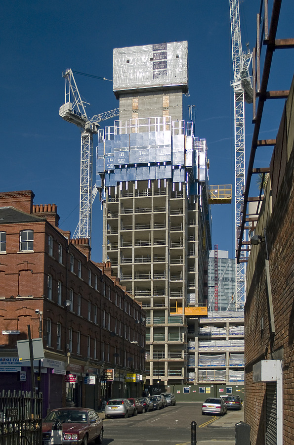 Chapter Spitalfields by Cesar Serrano