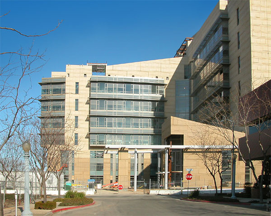 Fresno United States Courthouse by Jim Schwartz