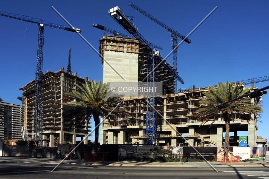 St. Regis Resort & Residences Bal Harbour, Center Tower