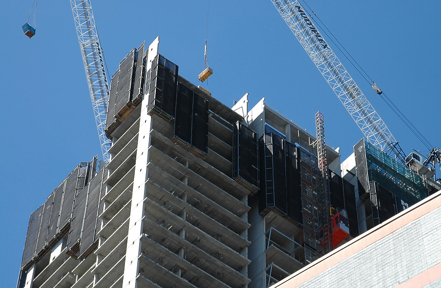 Lumière Residences by John Bek