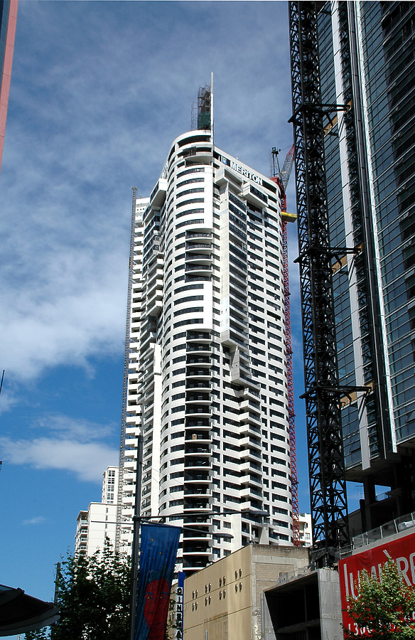 Meriton Tower by John Bek