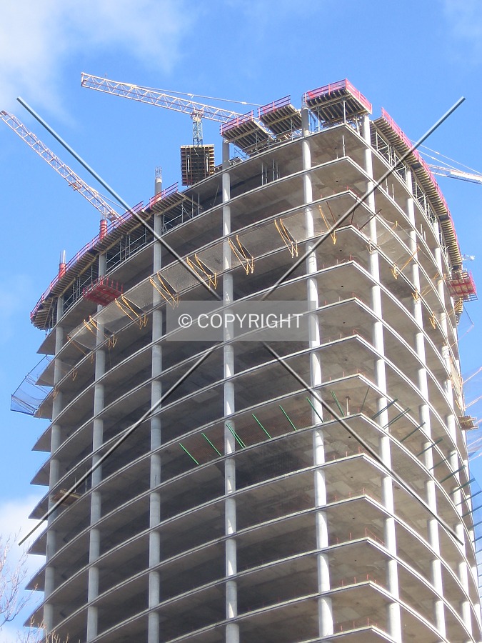 Torre Repsol YPF by Maximiliano Buono