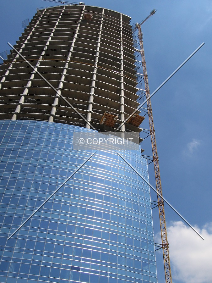 Torre Repsol YPF by Maximiliano Buono
