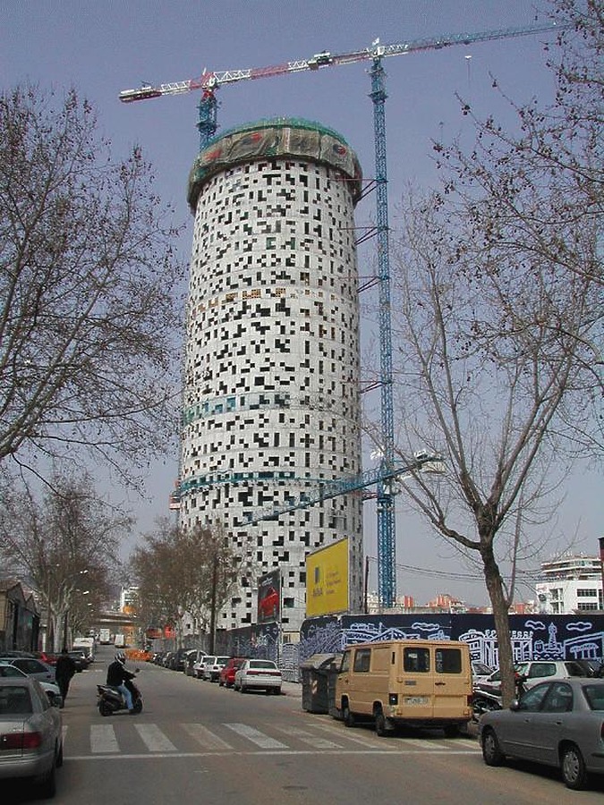 Torre Glòries by David Guija