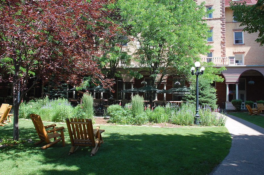 Hotel Colorado by Brian LoBue