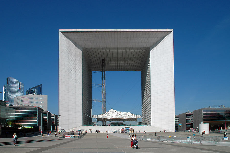 La Grande Arche by John Bek