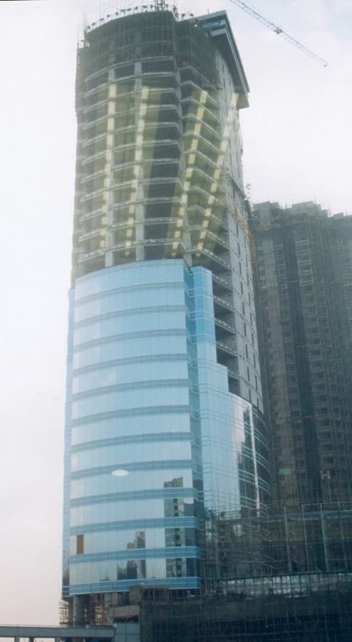 Bank of China Centre by Huopa