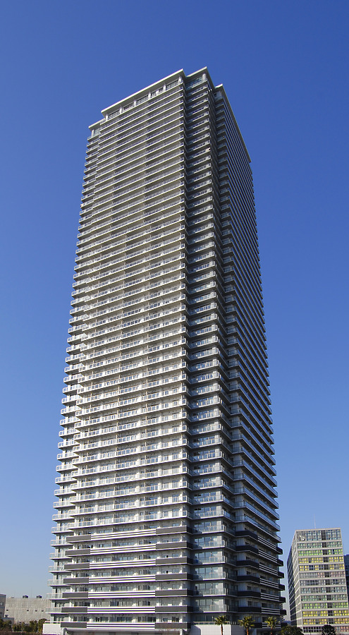 W-Comfort Towers East by Kevin Hemphill