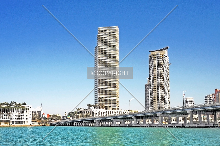 ICON at South Beach by Jorge Molina