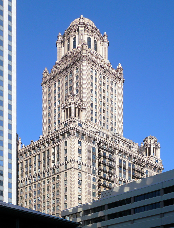 35 East Wacker Drive by Nate Lindsey