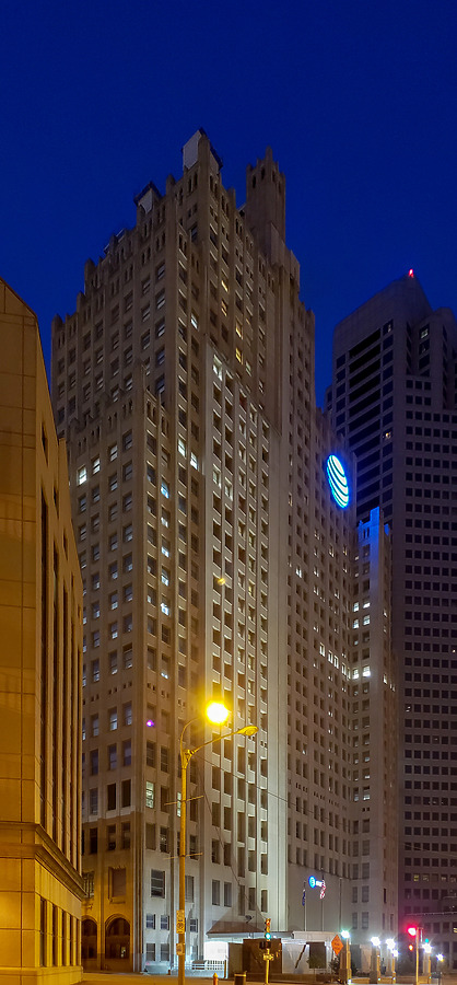 1010 Pine Street by Ryan Hildebrand