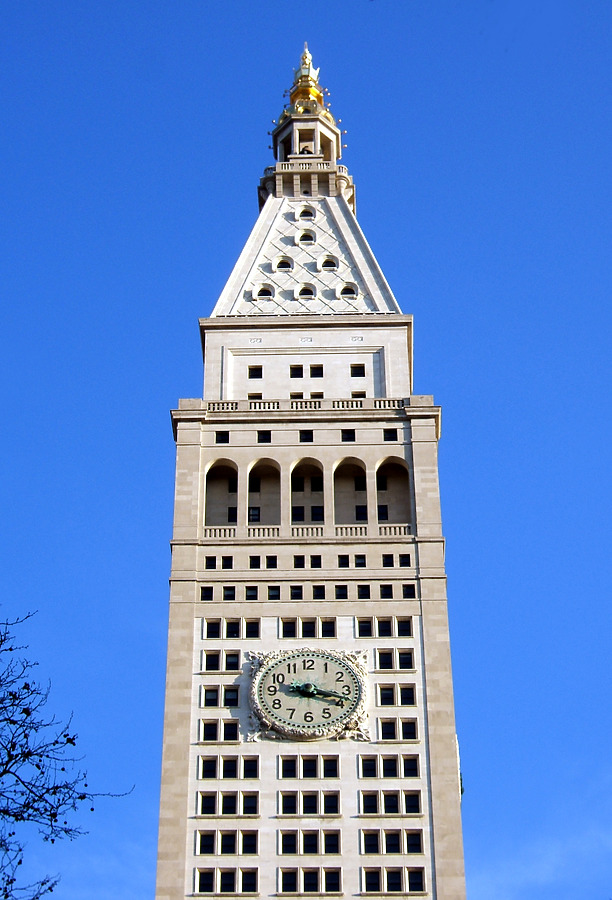Metropolitan Life Tower by John Cahill