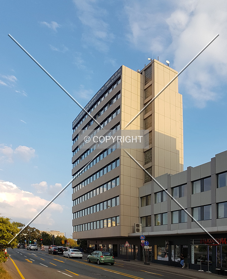 Bauwerk-Office-Tower by Nephilim