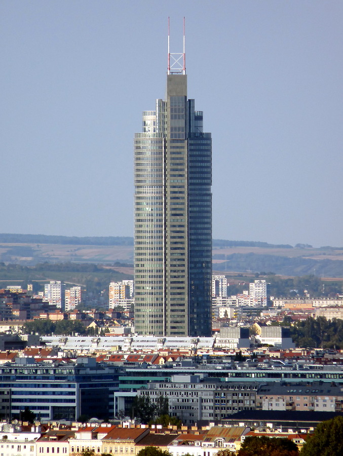 Millennium Tower by Robin Spetz