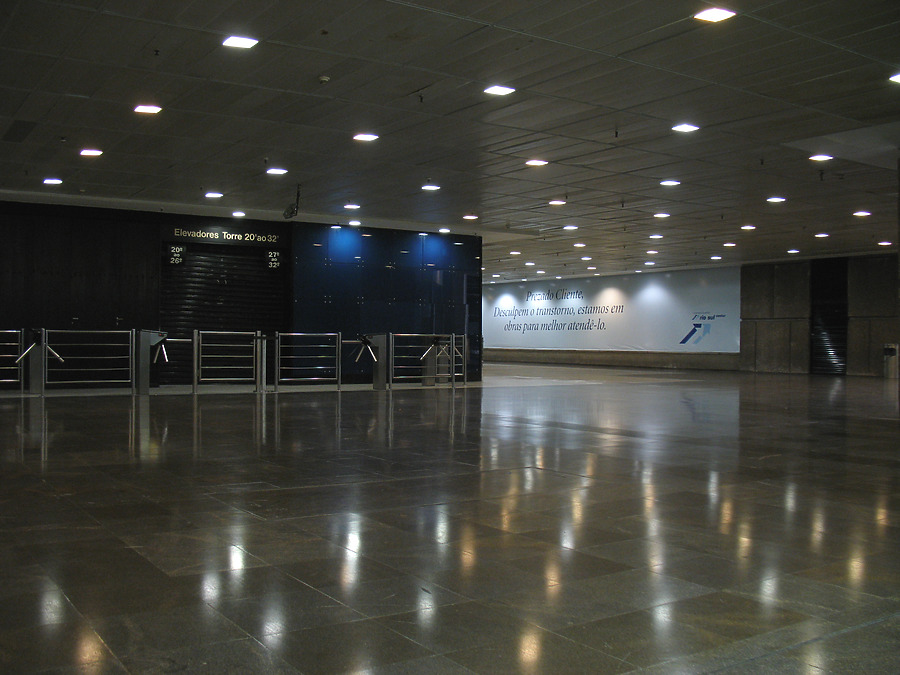 Rio Sul Center by Virgilio Grimaldi