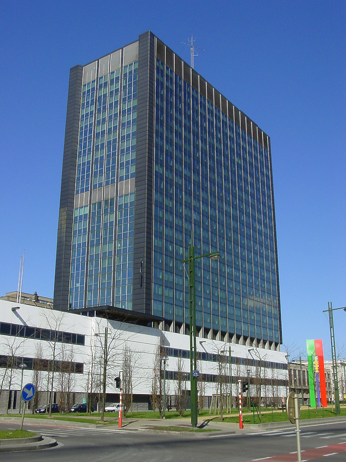 TBR building by Michiel van Dijk