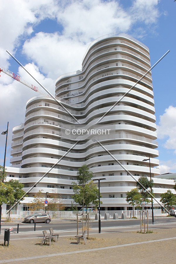 New'R by Florian Barbier