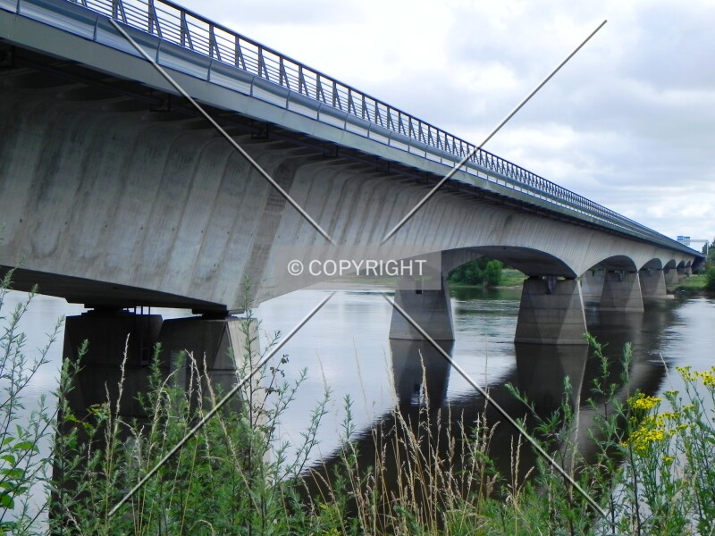 Pont du Cadre Noir