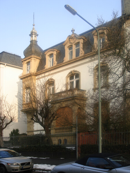 Schumannstraße 60