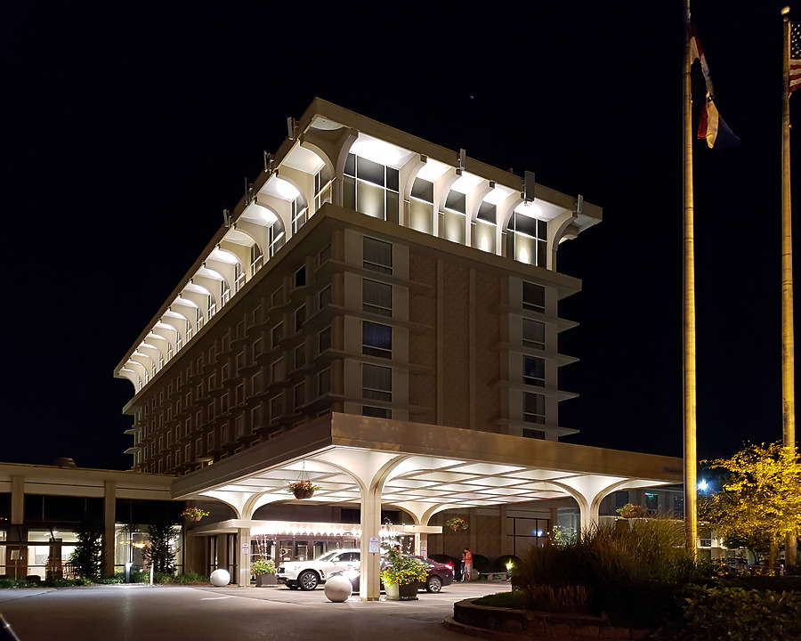 Marriott Saint Louis Airport West Tower by Ryan Hildebrand