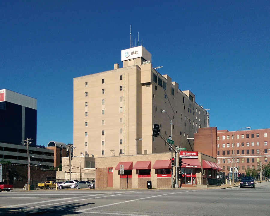 AT&T Toll Building by Ryan Hildebrand