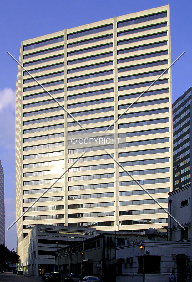 1515 Poydras by Chris Patriarca