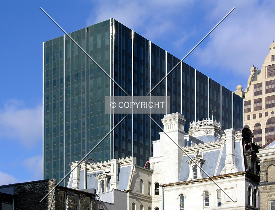 Chase Tower by Chris Patriarca