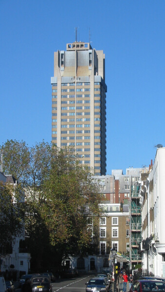 Knightsbridge Barracks