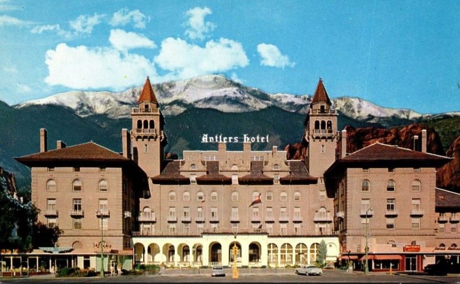 Antlers Hilton Hotel by Antlers Hotel