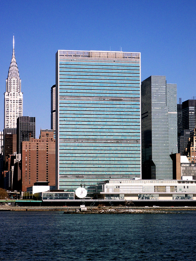United Nations Secretariat Building by Daniel Kieckhefer