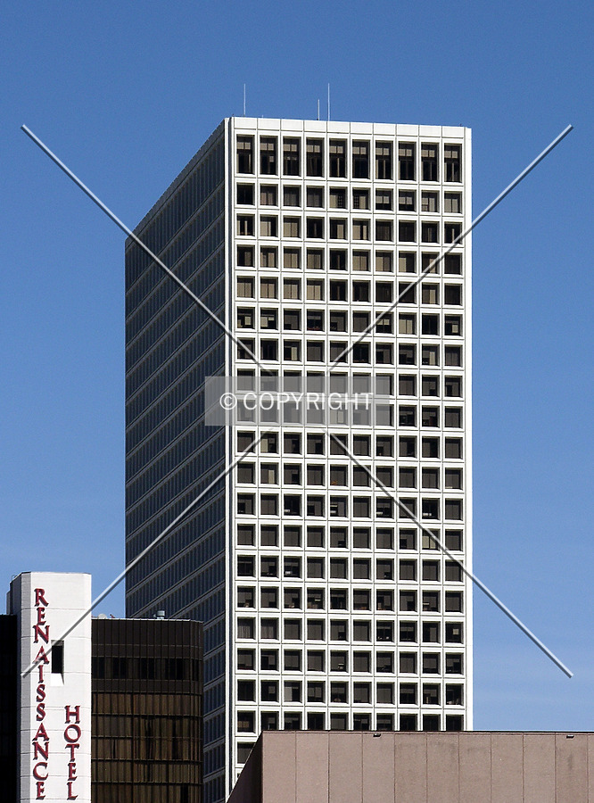 5 Greenway Plaza by Chris Patriarca