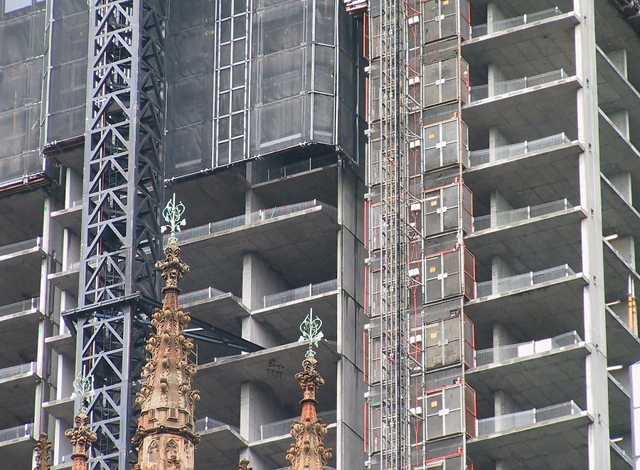 Lumière Residences by John Bek