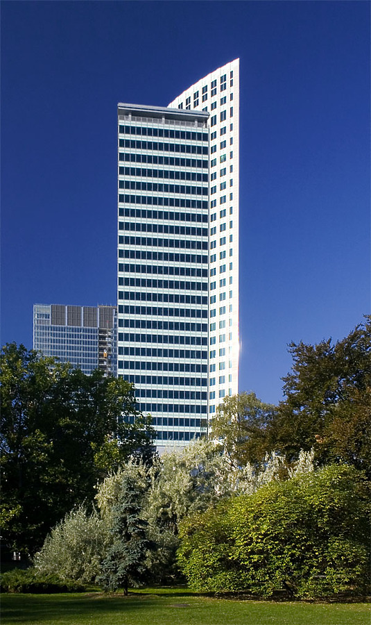 Warsaw Financial Center by Pavel Toczynski