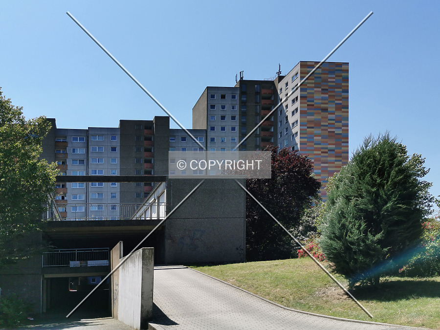 Heinrich-Plett-Straße 21-27 by Nephilim