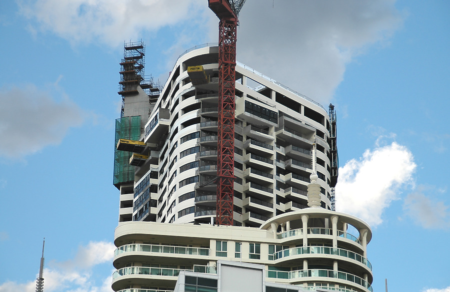 Meriton Tower by John Bek